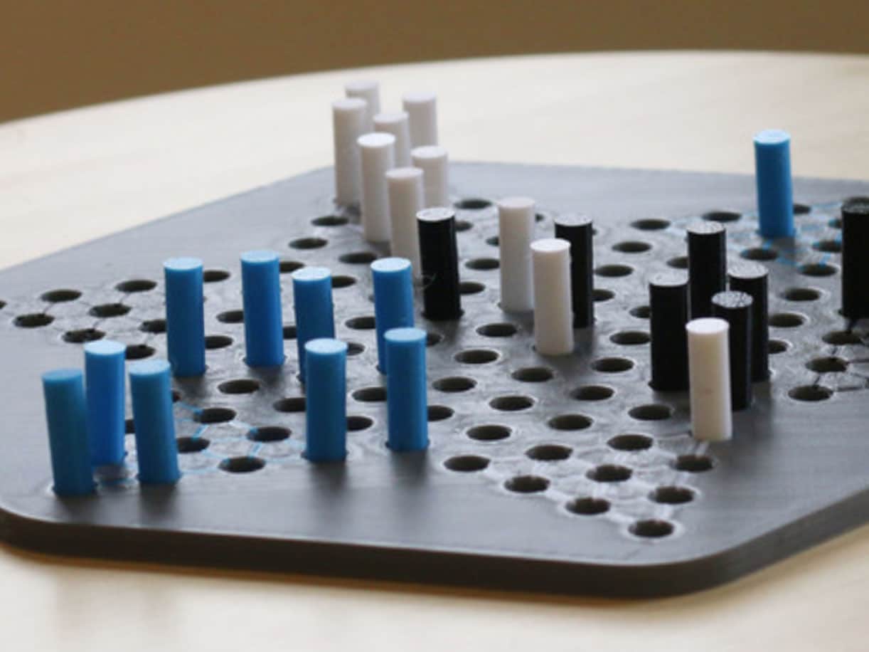 3d printed Chinese checkers set