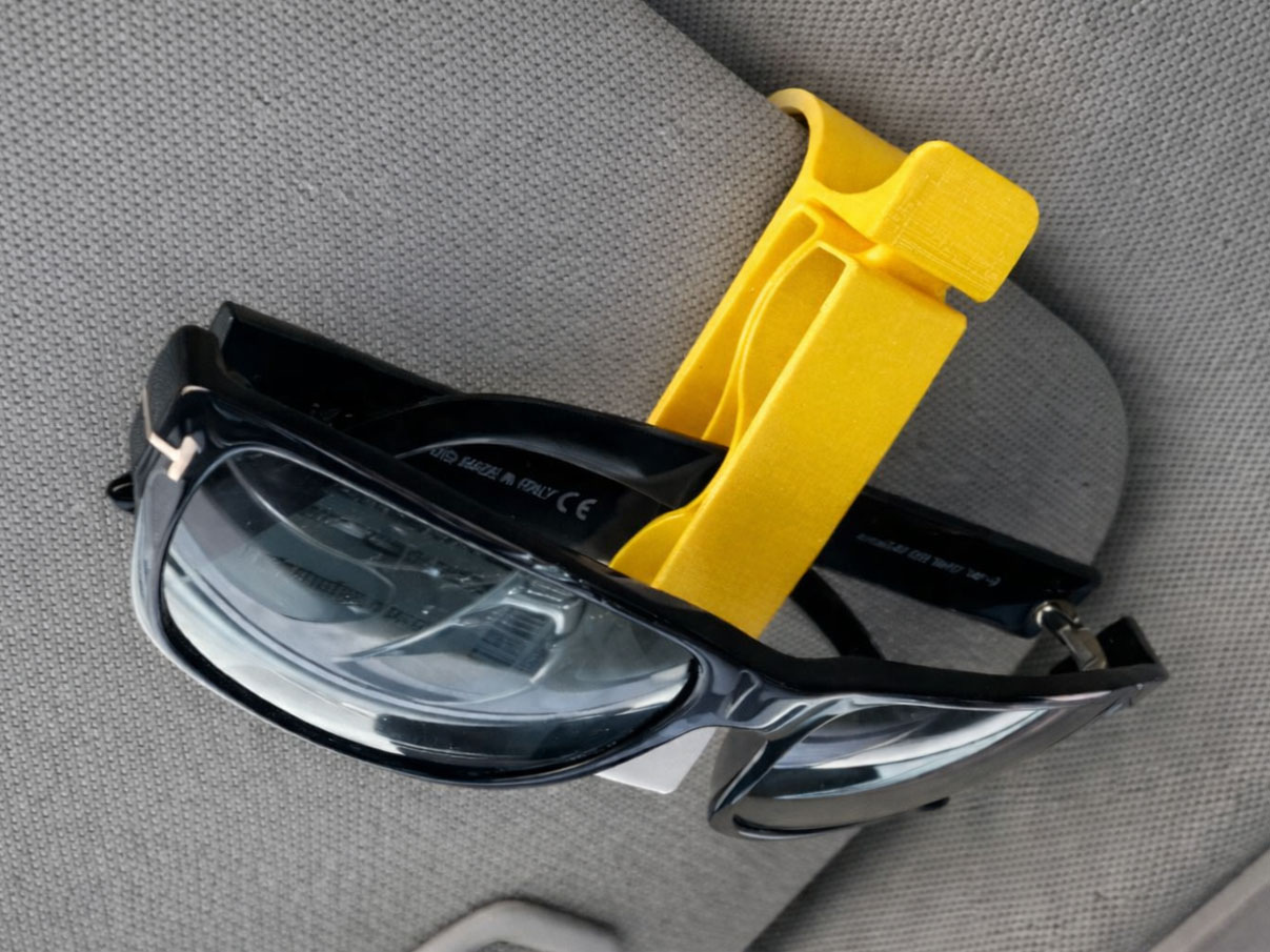 car visor sunglass clip 3d model