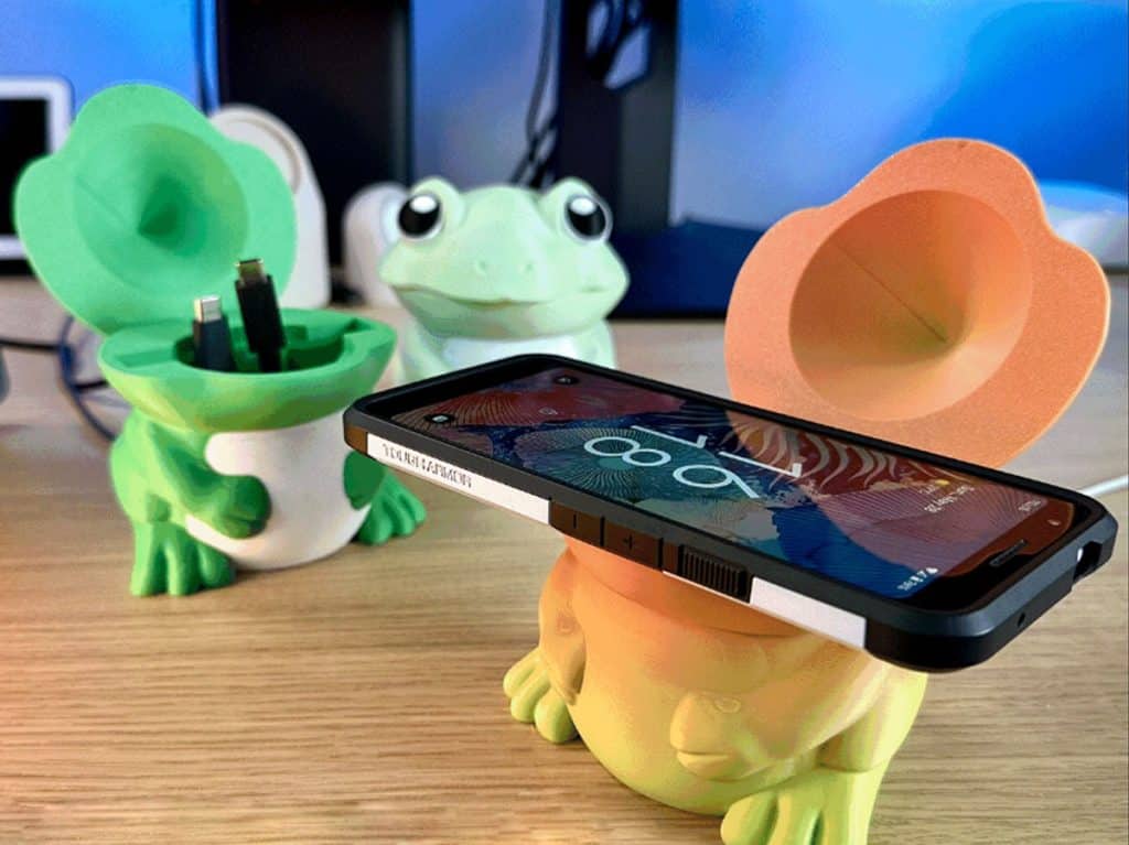 Frog Phone Charger