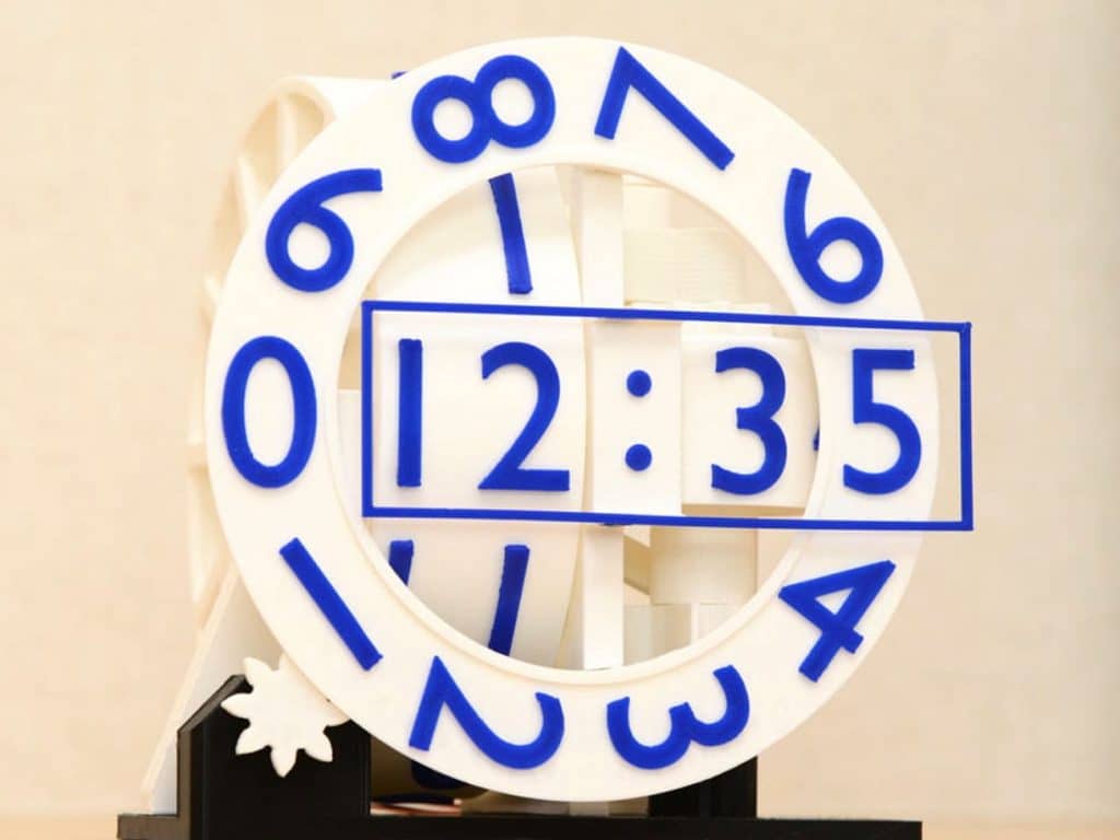 Triaxial Numechron Clock